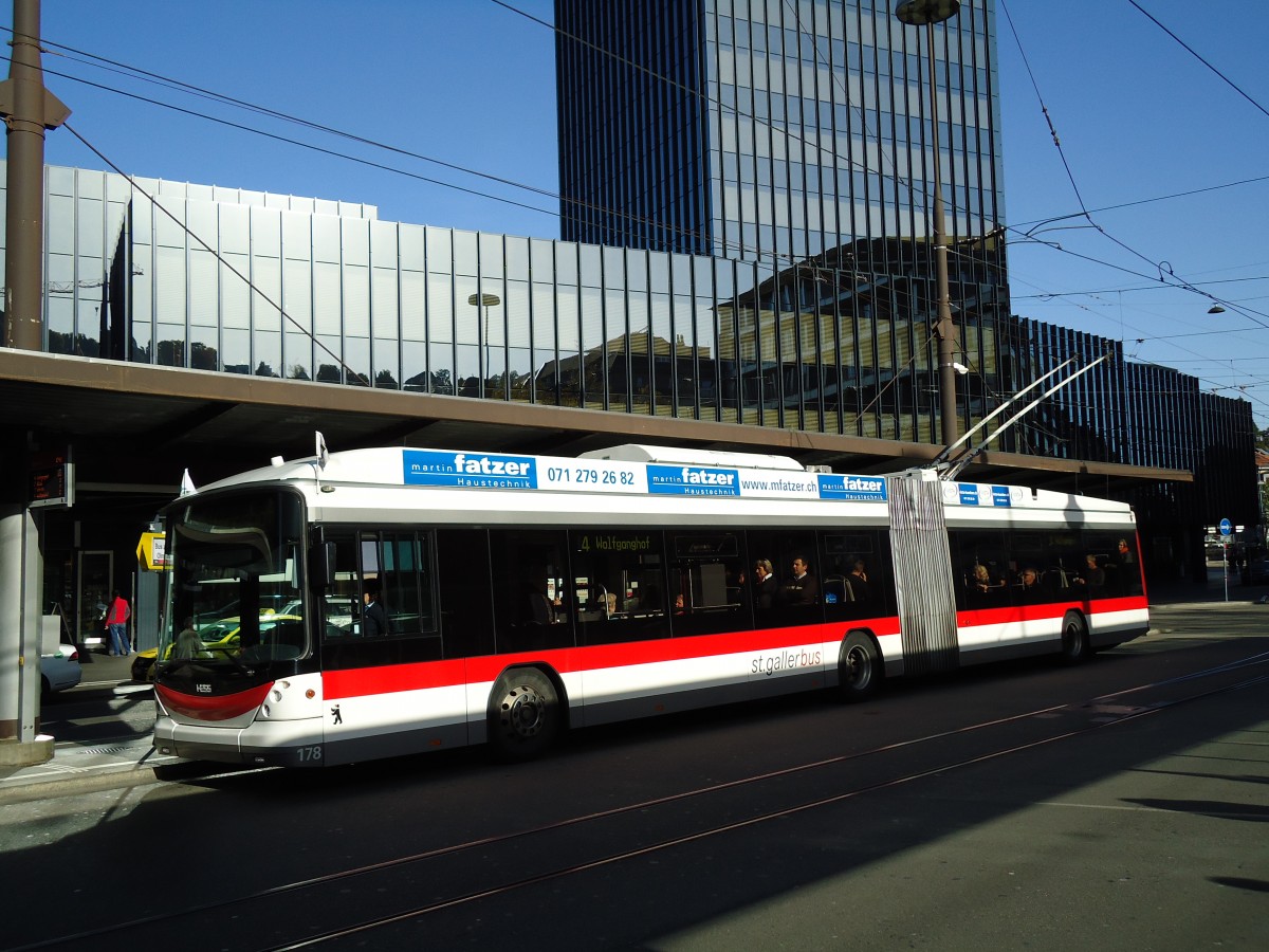 (141'954) - St. Gallerbus, St. Gallen - Nr. 178 - Hess/Hess Gelenktrolleybus am 20. Oktober 2012 beim Bahnhof St. Gallen