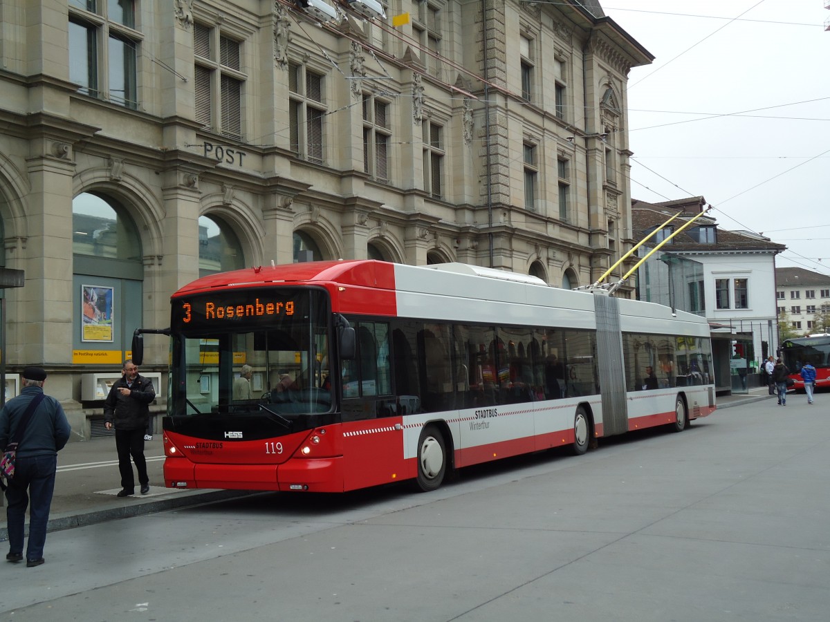 (142'109) - SW Winterthur - Nr. 119 - Hess/Hess Gelenktrolleybus am 24. Oktober 2012 beim Hauptbahnhof Winterthur