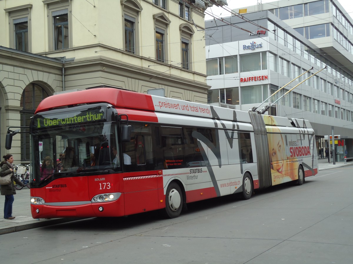 (142'119) - SW Winterthur - Nr. 173 - Solaris Gelenktrolleybus am 24. Oktober 2012 beim Hauptbahnhof Winterthur
