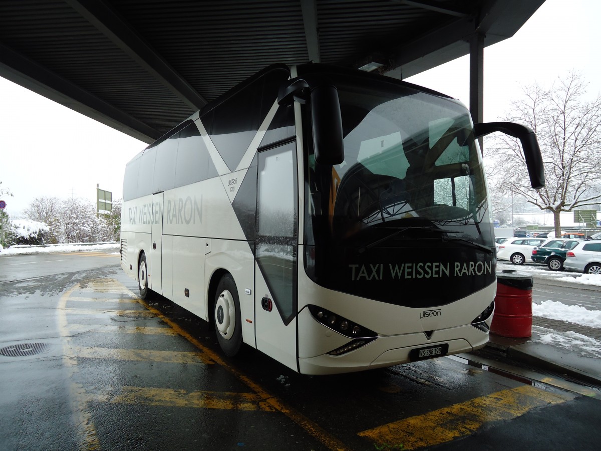 (142'337) - Weissen, Raron - VS 388'198 - Viseon am 8. Dezember 2012 in Pratteln, Autobahnraststtte