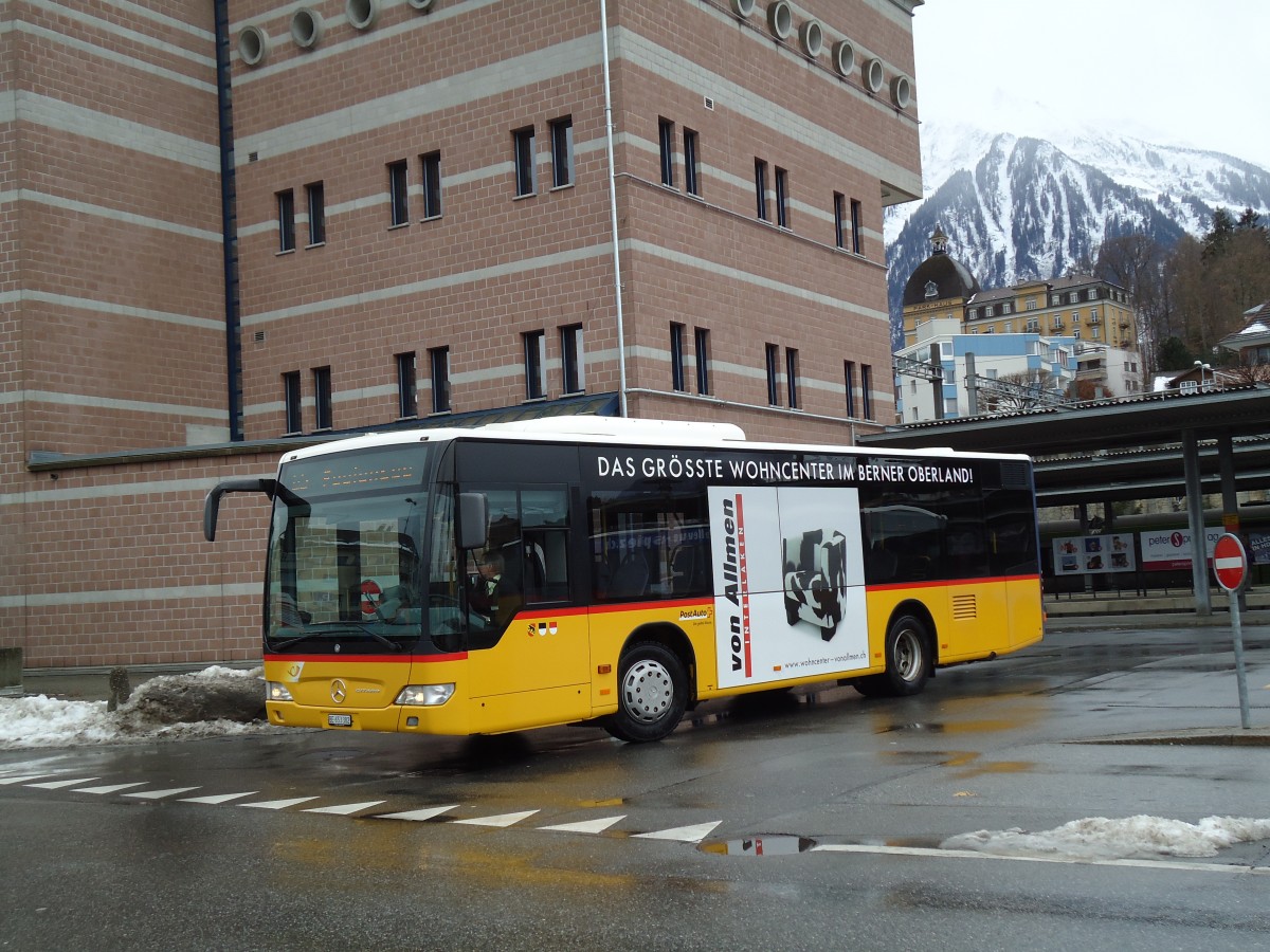 (142'535) - PostAuto Bern - BE 653'382 - Mercedes am 16. Dezember 2012 beim Bahnhof Spiez
