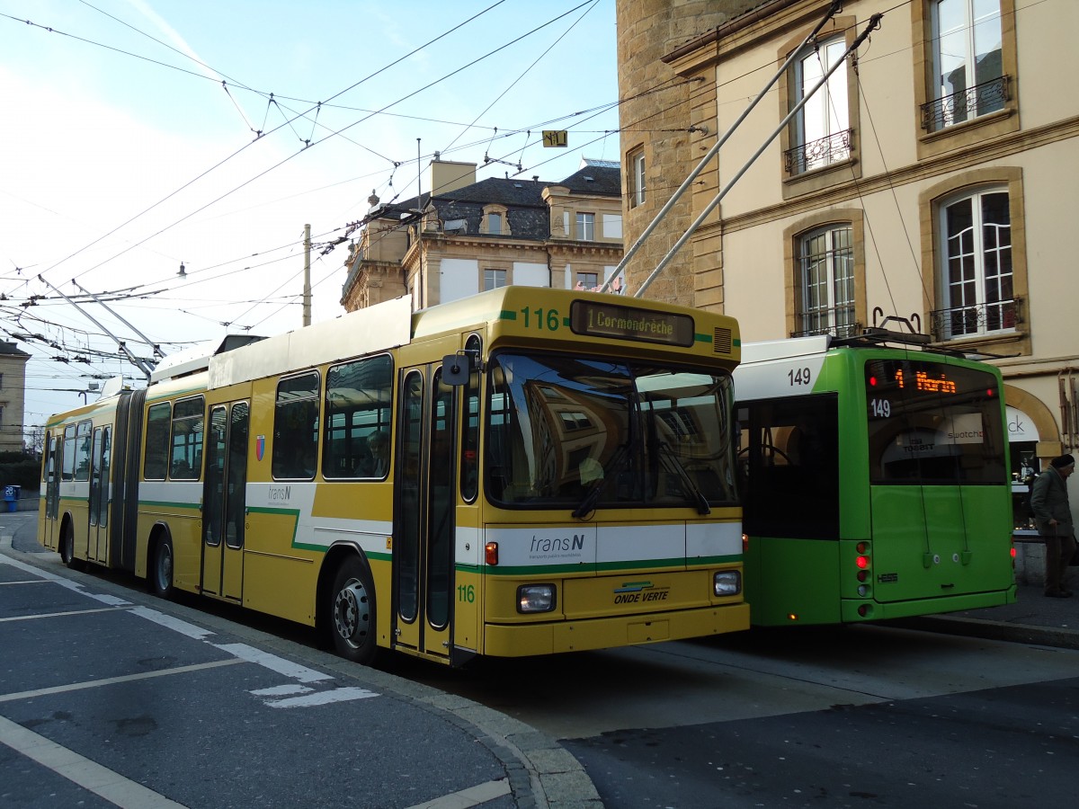 (142'726) - transN, La Chaux-de-Fonds - Nr. 116 - NAW/Hess Gelenktrolleybus (ex TN Neuchtel Nr. 116) am 29. Dezember 2012 in Neuchtel, Place Pury