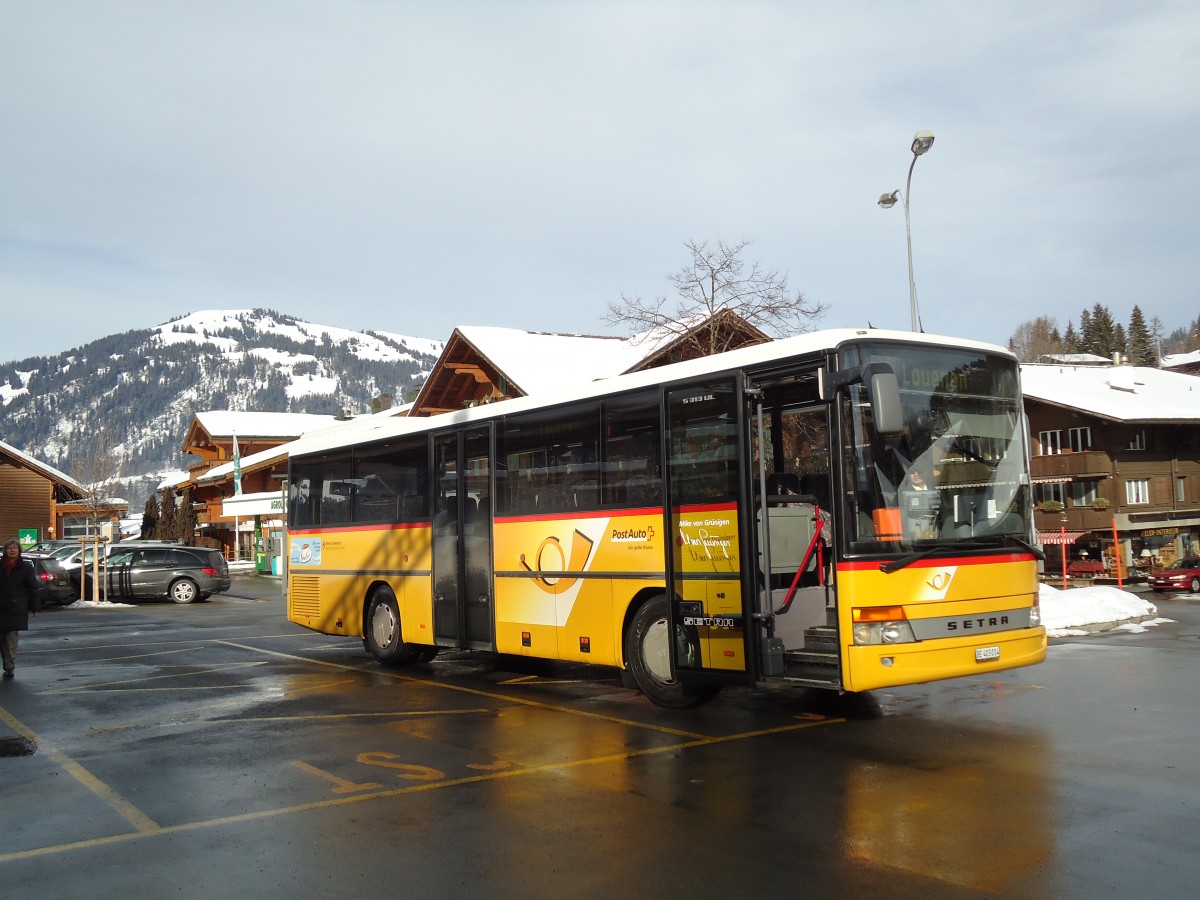 (143'061) - Kbli, Gstaad - Nr. 7/BE 403'014 - Setra am 20. Januar 2013 beim Bahnhof Gstaad