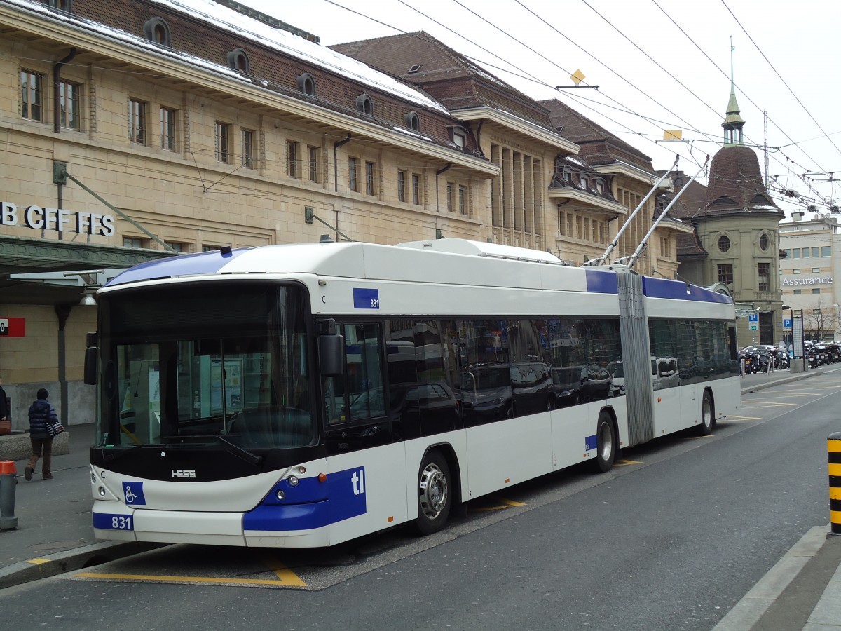 (143'417) - TL Lausanne - Nr. 831 - Hess/Hess Gelenktrolleybus am 22. Februar 2013 beim Bahnhof Lausanne