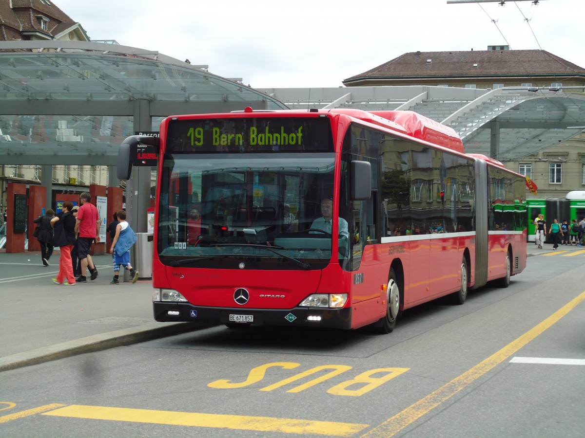 (144'889) - Bernmobil, Bern - Nr. 857/BE 671'857 - Mercedes am 9. Juni 2013 beim Bahnhof Bern