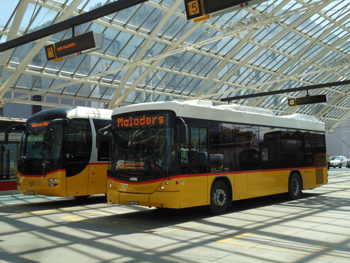(145'255) - PostAuto Graubnden - GR 86'897 - Scania/Hess am 17. Juni 2013 in Chur, Postautostation