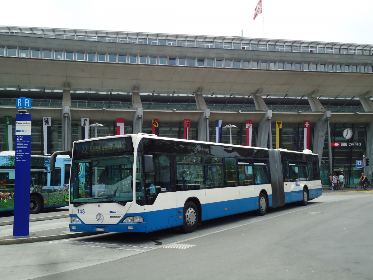 (145'708) - VBL Luzern - Nr. 148/LU 15'129 - Mercedes (ex Heggli, Kriens Nr. 710) am 8. Juli 2013 beim Bahnhof Luzern
