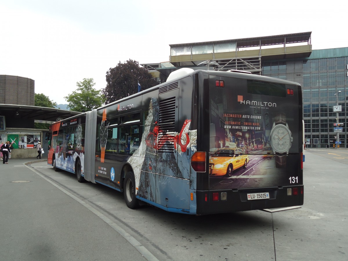 (145'723) - VBL Luzern - Nr. 131/LU 15'015 - Mercedes am 8. Juli 2013 beim Bahnhof Luzern