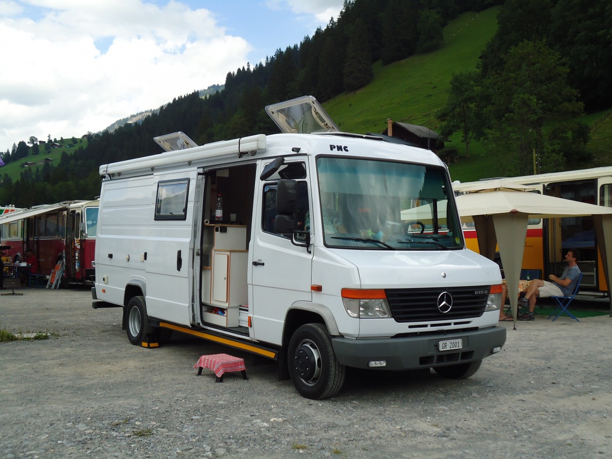 (146'376) - Wihler, Chur - GR 2001 - Mercedes am 17. August 2013 in Lenk, Metschbahnen