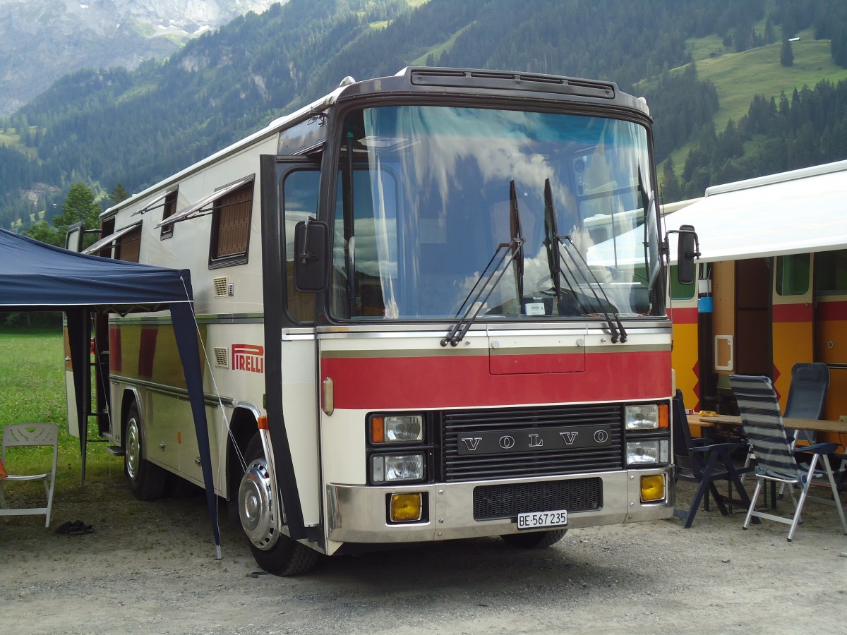 (146'384) - Schweizer, Steffisburg - BE 567'235 - Volvo/Van Hool am 17. August 2013 in Lenk, Metschbahnen