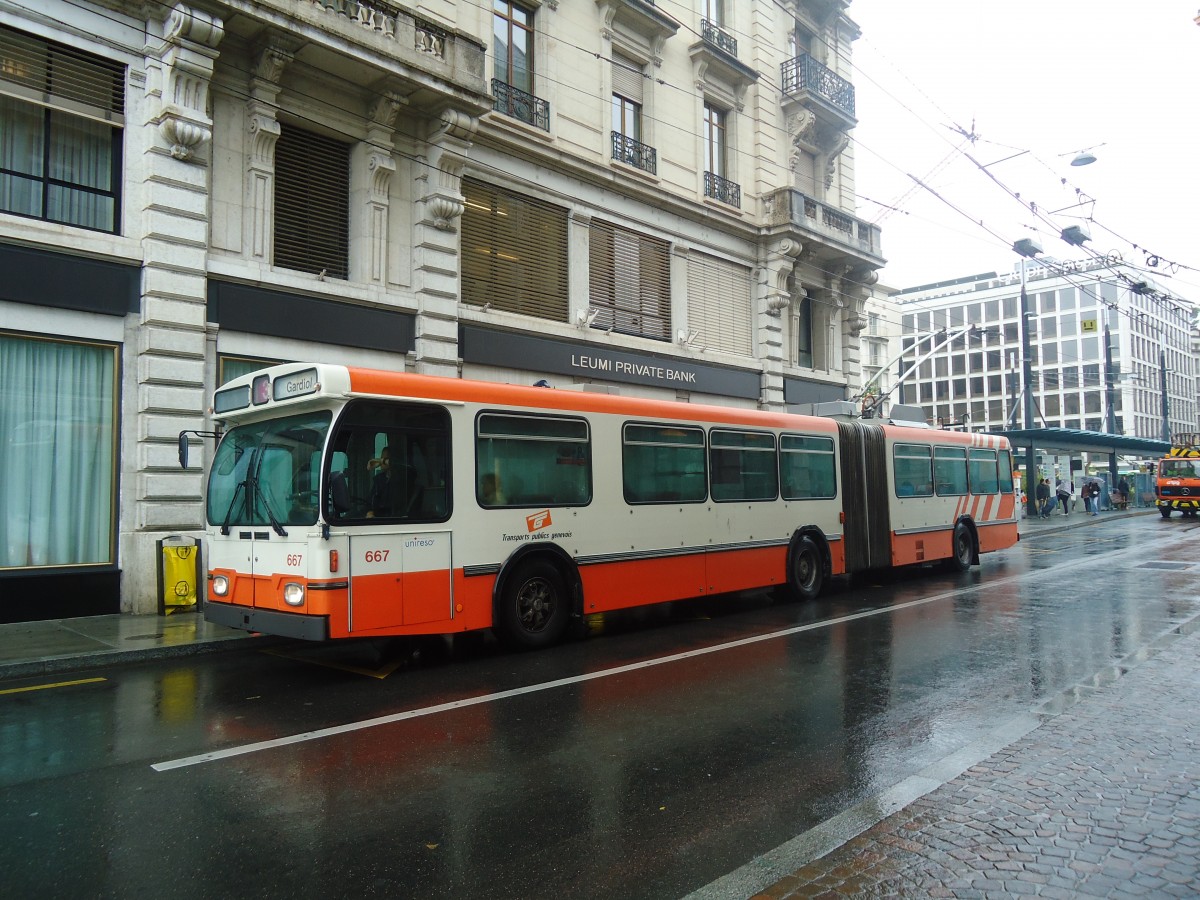 (147'140) - TPG Genve - Nr. 667 - Saurer/Hess Gelenktrolleybus am 16. September 2013 in Genve, Bel-Air