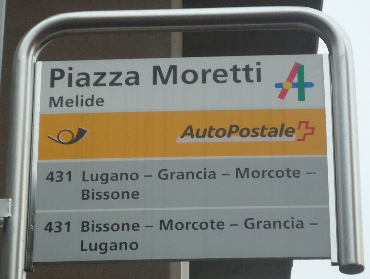 (147'763) - PostAuto-Haltestellenschild - Melide, Piazza Moretti - am 6. November 2013