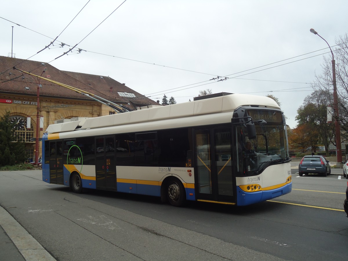 (147'954) - transN, La Chaux-de-Fonds - Nr. 632 - Solaris Trolleybus (ex TC La Chaux-de-Fonds Nr. 132) am 8. November 2013 beim Bahnhof La Chaux-de-Fonds