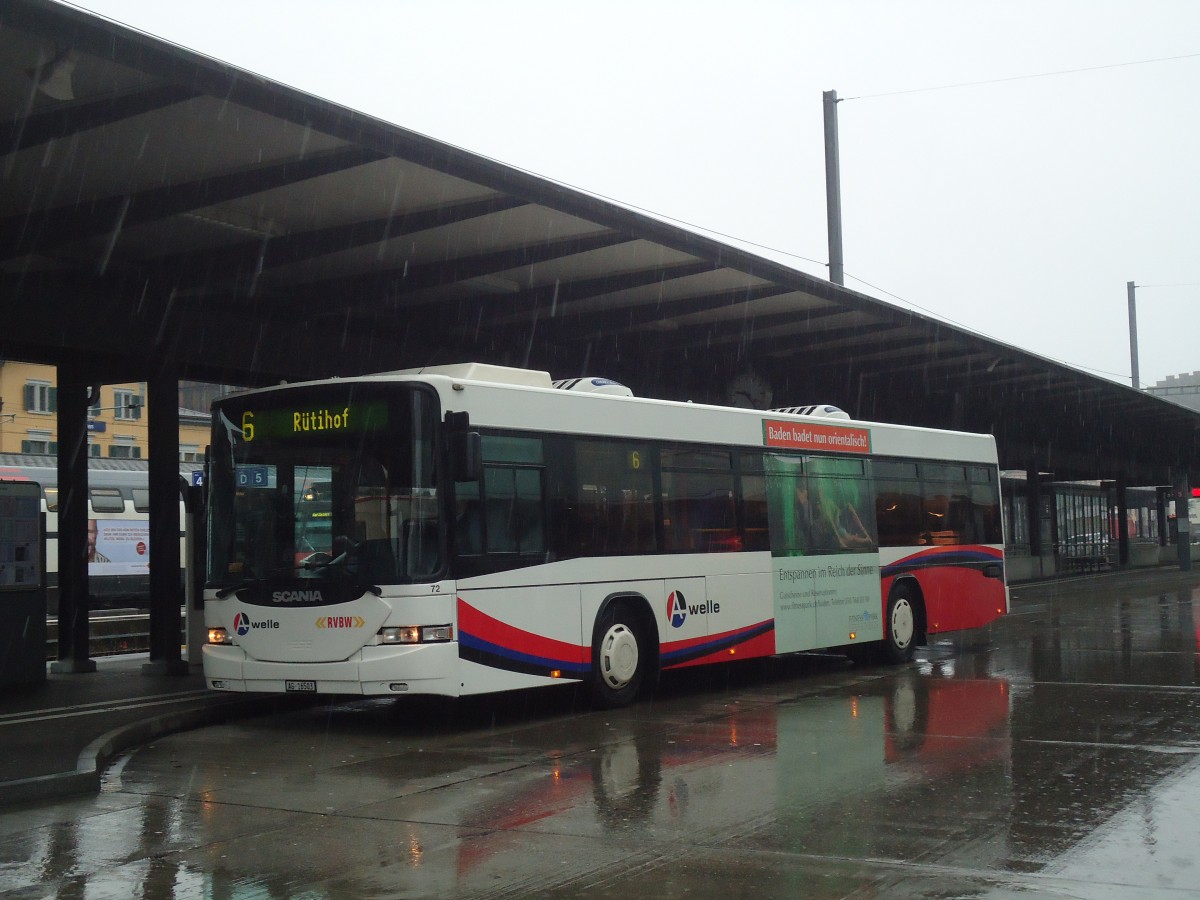 (148'455) - RVBW Wettingen - Nr. 72/AG 16'503 - Scania/Hess am 26. Dezember 2013 beim Bahnhof Baden