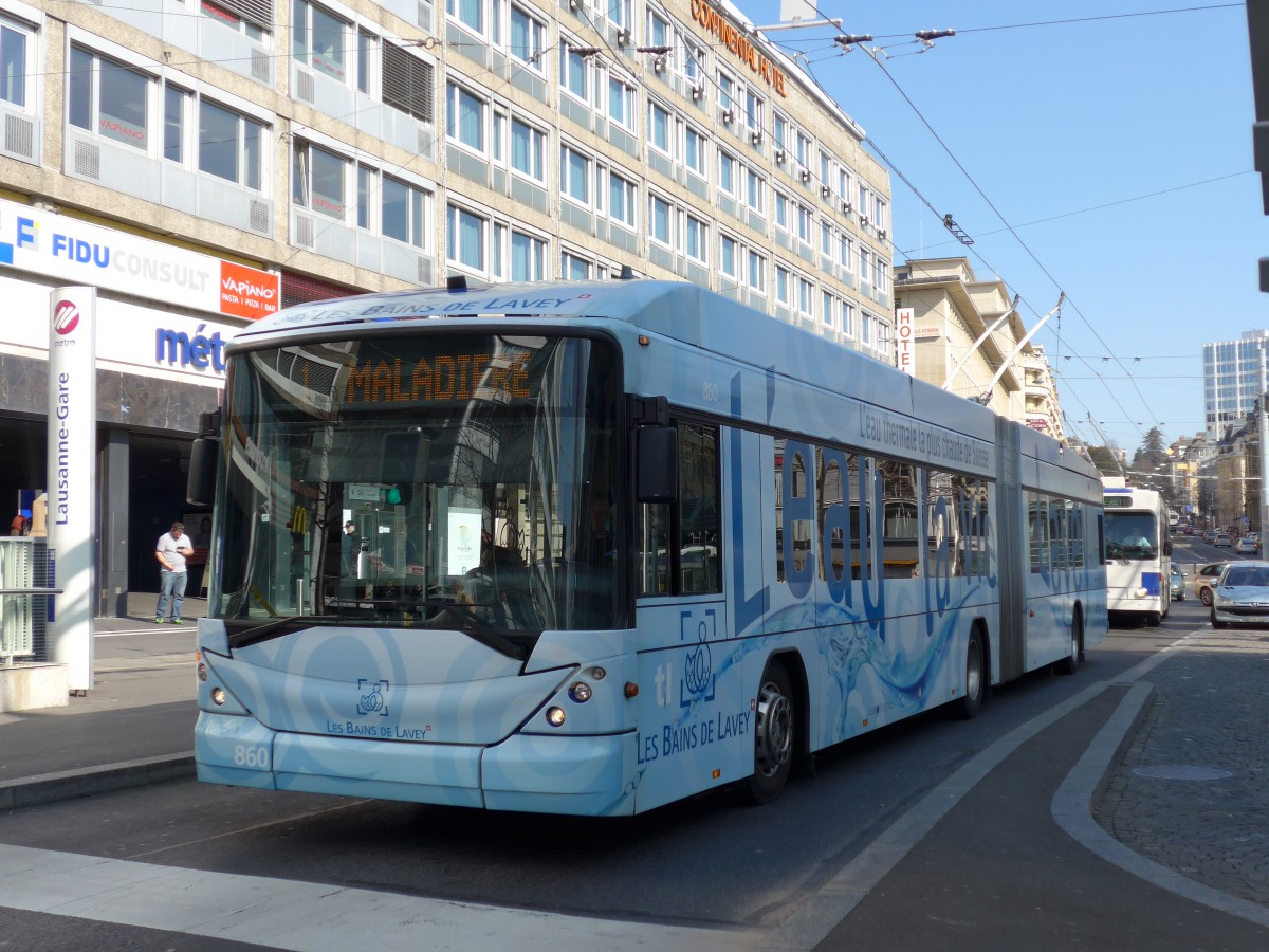 (149'259) - TL Lausanne - Nr. 860 - Hess/Hess Gelenktrolleybus am 9. Mrz 2014 beim Bahnhof Lausanne