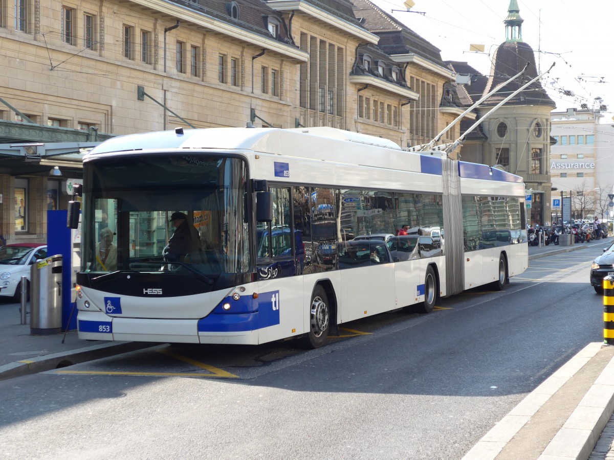 (149'264) - TL Lausanne - Nr. 853 - Hess/Hess Gelenktrolleybus am 9. Mrz 2014 beim Bahnhof Lausanne