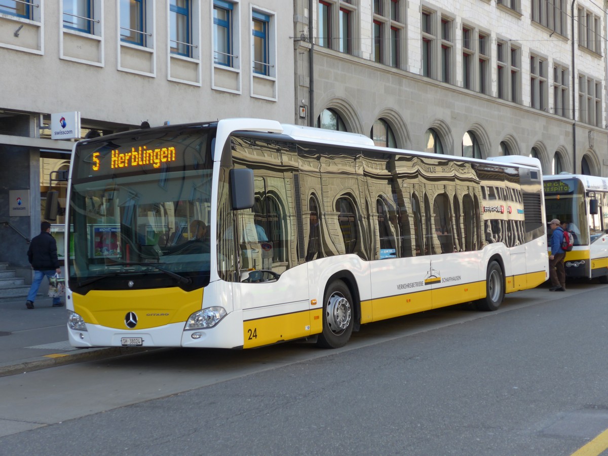 (149'395) - VBSH Schaffhausen - Nr. 24/SH 38'024 - Mercedes am 29. Mrz 2014 beim Bahnhof Schaffhausen