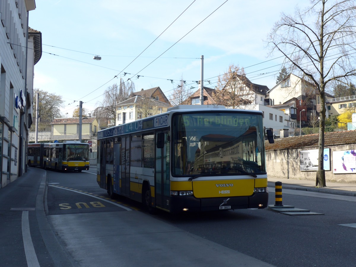 (149'424) - VBSH Schaffhausen - Nr. 21/SH 38'021 - Volvo/Hess am 29. Mrz 2014 beim Bahnhof Schaffhausen