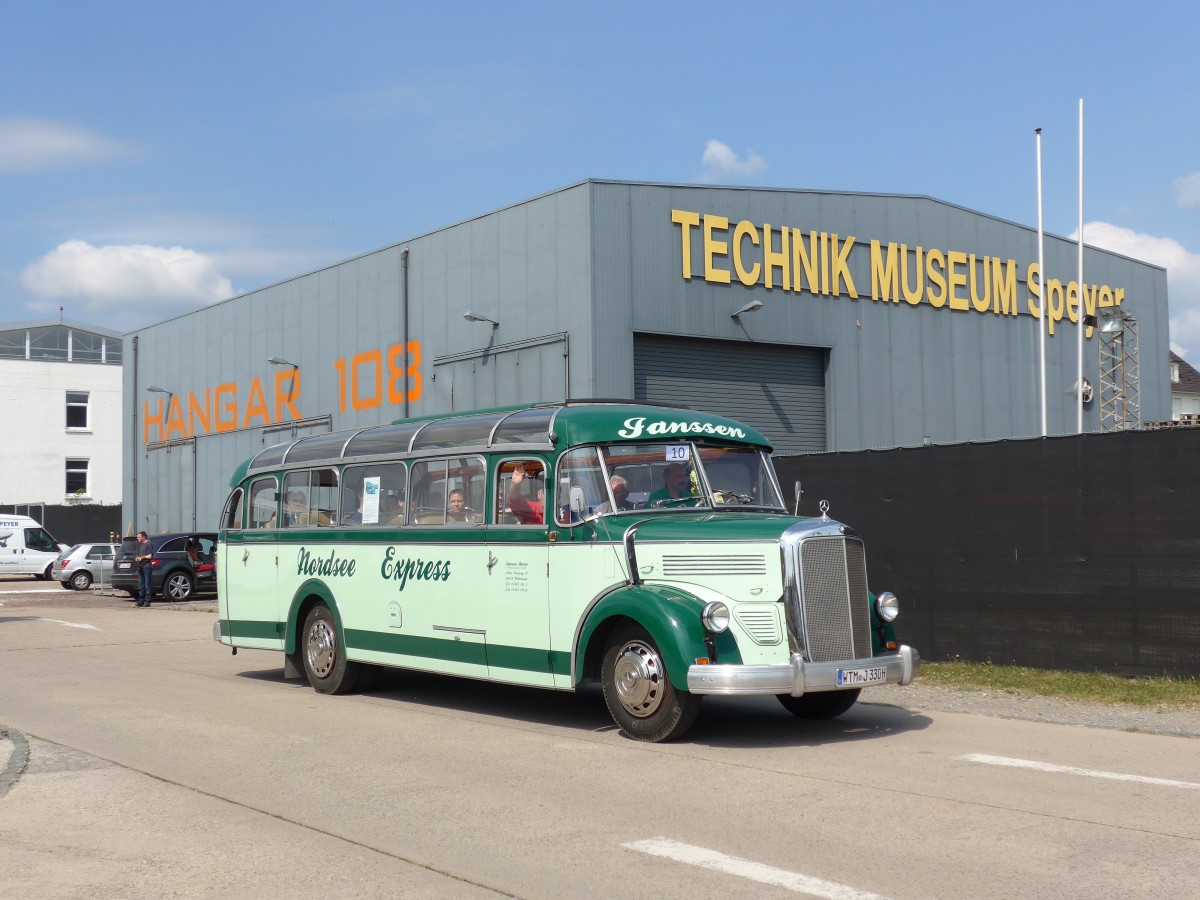 (150'460) - Janssen, Wittmund - WTM-J 330H - Mercedes am 26. April 2014 in Speyer, Technik-Museum