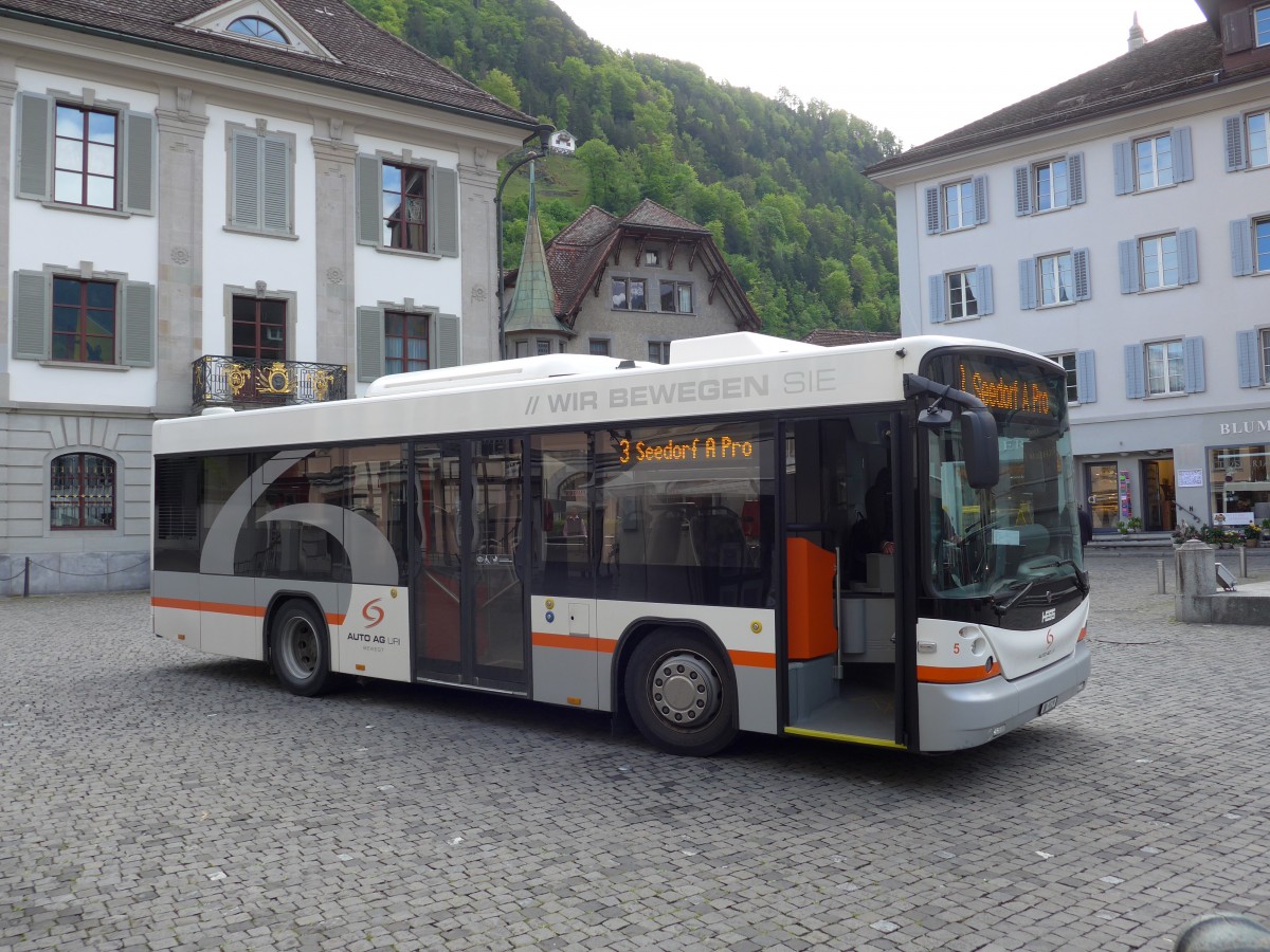 (150'530) - AAGU Altdorf - Nr. 5/UR 9329 - Scania/Hess am 10. Mai 2014 in Altdorf, Telldenkmal