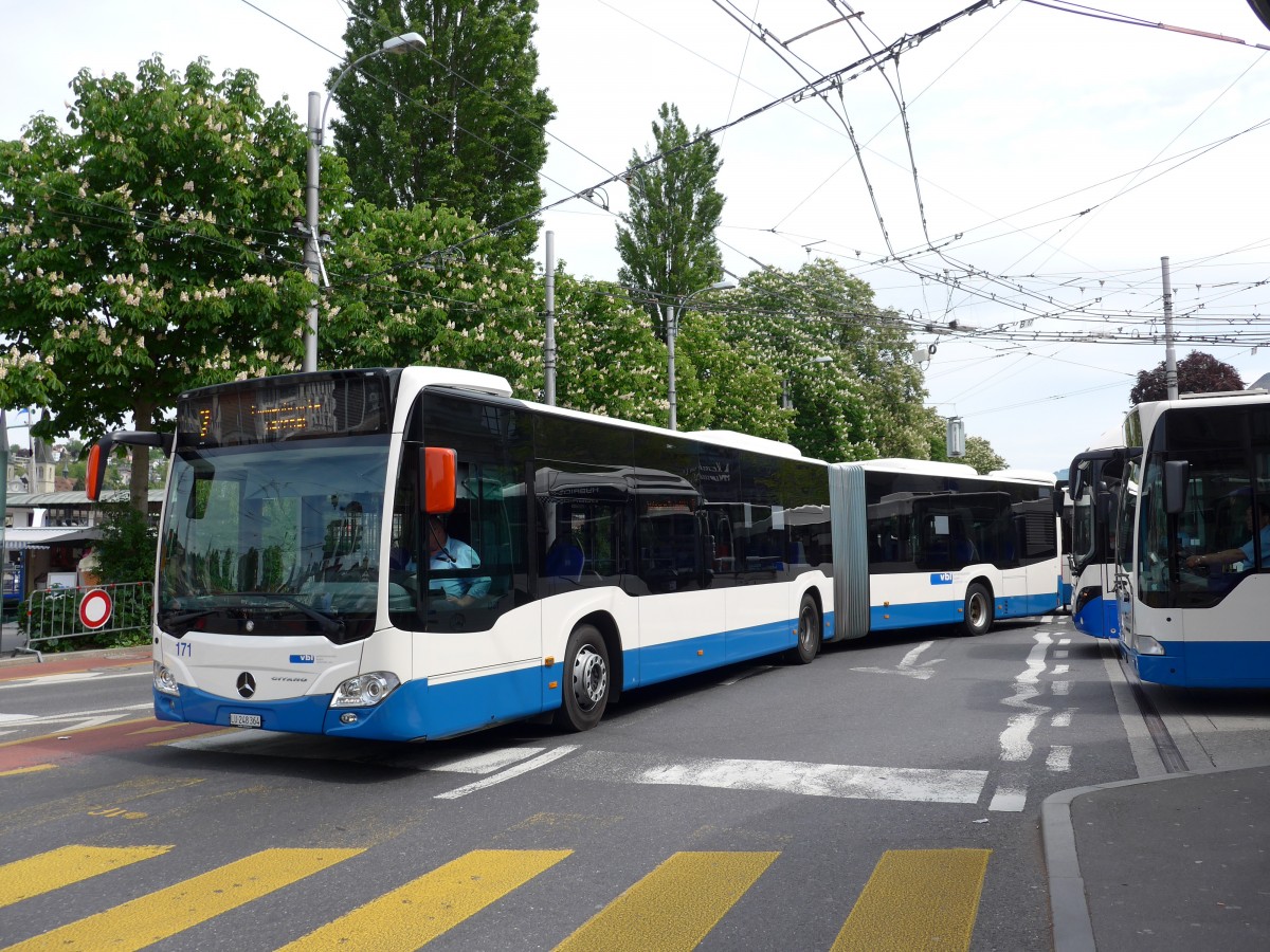 (150'586) - VBL Luzern - Nr. 171/LU 248'364 - Mercedes am 10. Mai 2014 beim Bahnhof Luzern