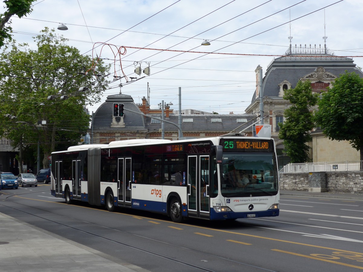(150'867) - TPG Genve - Nr. 114/GE 960'497 - Mercedes am 26. Mai 2014 in Genve, Place des Vingt-Deux-Cantons