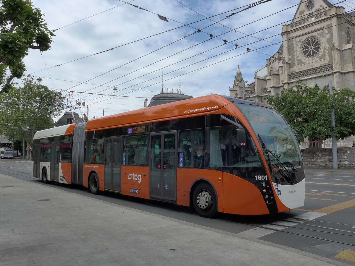 (150'885) - TPG Genve - Nr. 1601 - Van Hool Gelenktrolleybus am 26. Mai 2014 in Genve, Place des Vingt-Deux-Cantons