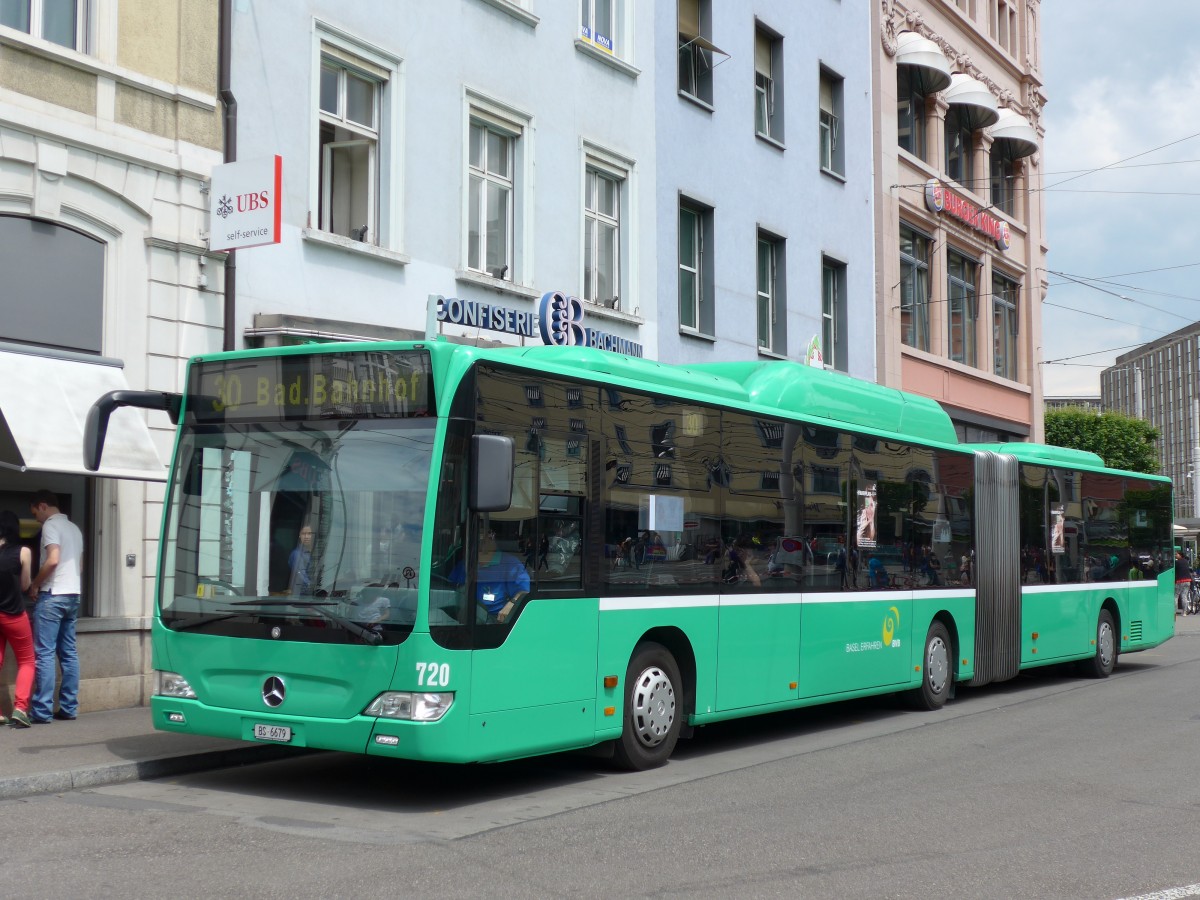 (151'037) - BVB Basel - Nr. 720/BS 6679 - Mercedes am 29. Mai 2014 beim Bahnhof Basel