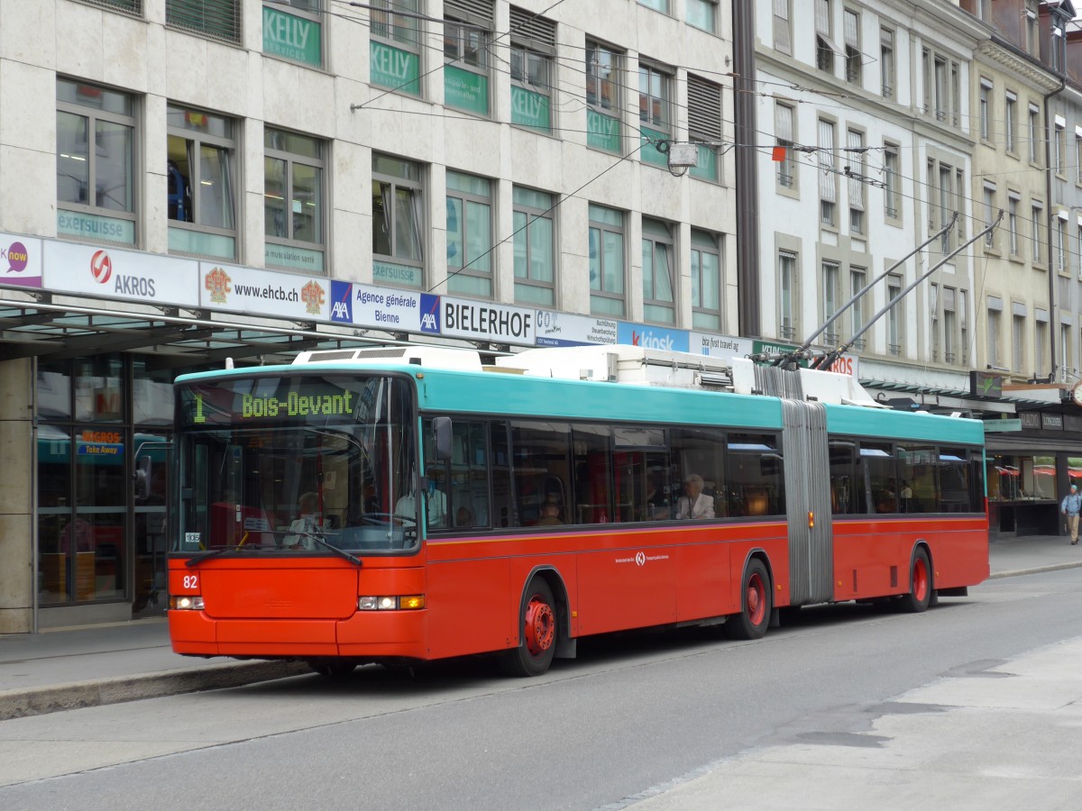 (151'089) - VB Biel - Nr. 82 - NAW/Hess Gelenktrolleybus am 29. Mai 2014 in Biel, Guisanplatz