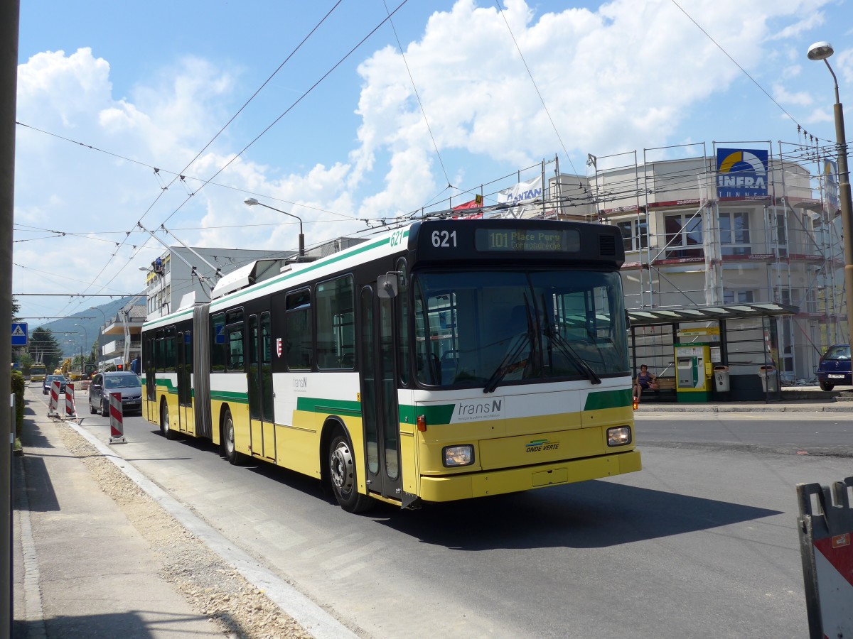 (151'473) - transN, La Chaux-de-Fonds - Nr. 621 - NAW/Hess Gelenktrolleybus (ex TN Neuchtel Nr. 121) am 12. Juni 2014 beim Bahnhof Marin