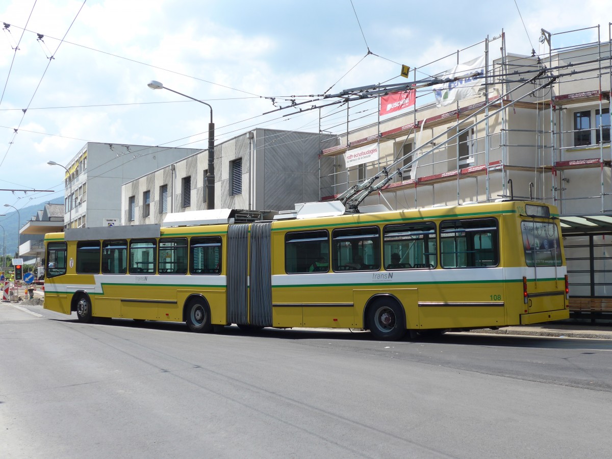 (151'488) - transN, La Chaux-de-Fonds - Nr. 108 - NAW/Hess Gelenktrolleybus (ex TN Neuchtel Nr. 108) am 12. Juni 2014 beim Bahnhof Marin