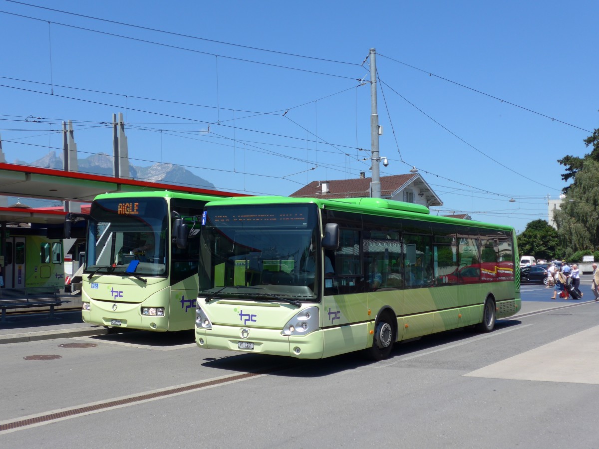 (151'722) - TPC Aigle - VD 1201 - Irisbus am 21. Juni 2014 beim Bahnhof Aigle