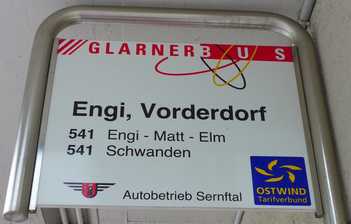 (151'802) - GLARNER BUS/Autobetrieb Sernftal-Haltestellenschild - Engi, Vorderdorf - am 23. Juni 2014