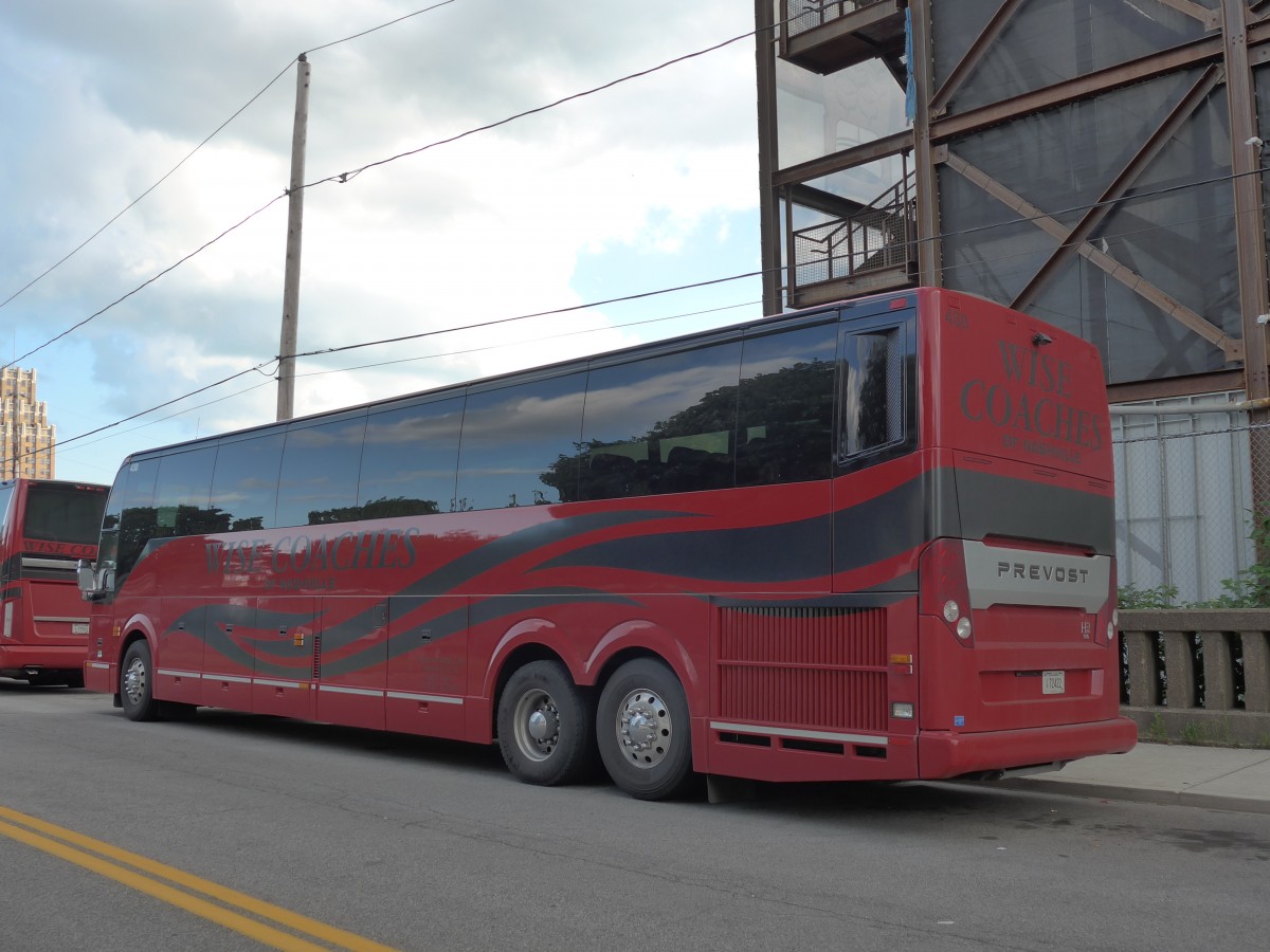 (152'815) - Wise Coaches, Nashville - Nr. 438/CR 72'422 - Prevost am 15. Juli 2014 in Niagara Falls