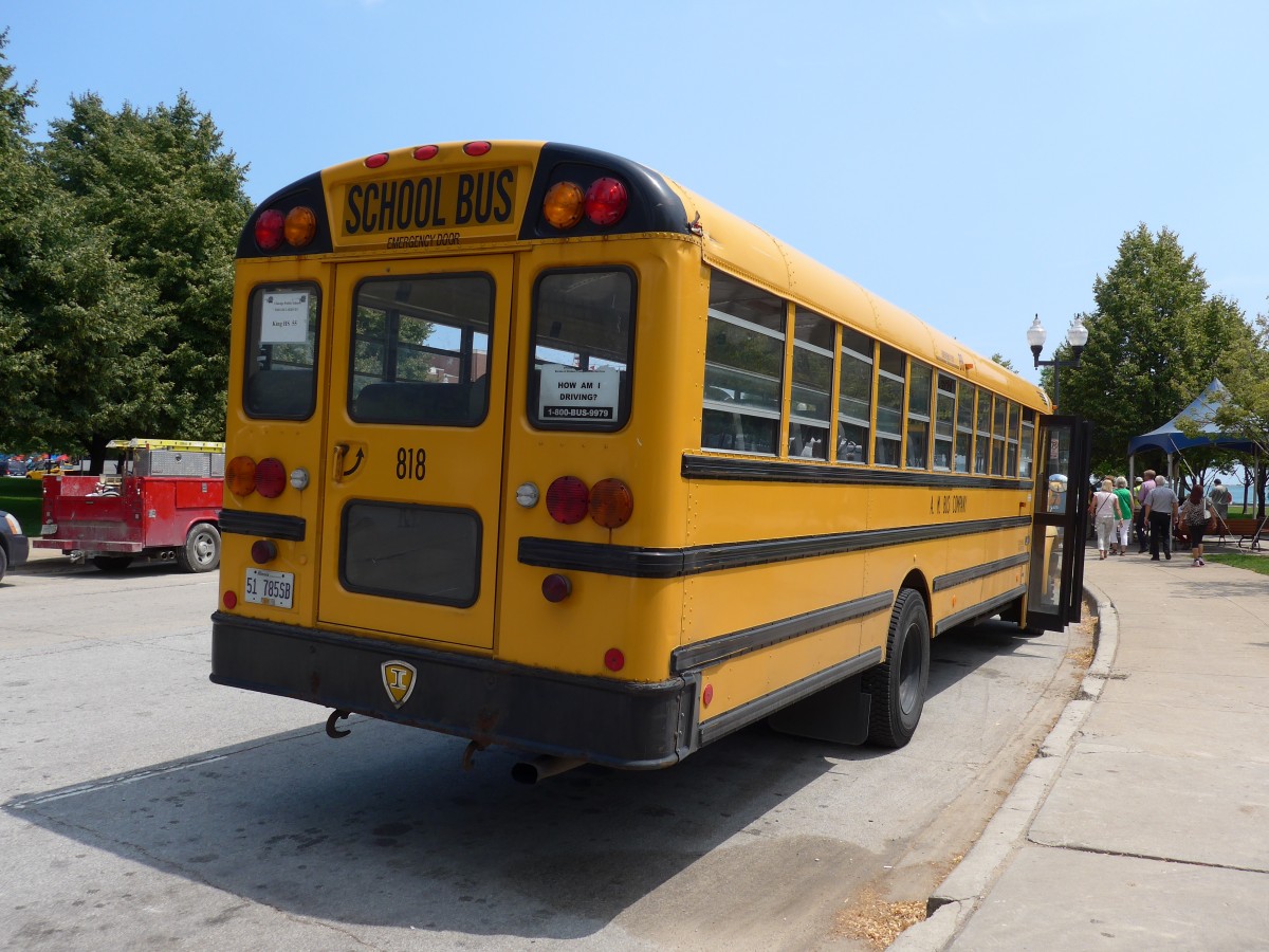 (153'146) - A. M. Bus, Chicago - Nr. 818/51'785 SB - International am 18. Juli 2014 in Chicago, Navy Pier