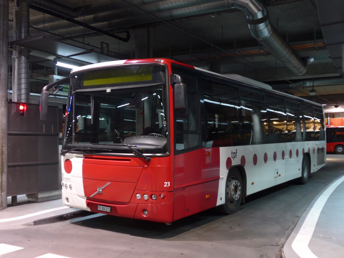 (153'463) - TPF Fribourg - Nr. 23/FR 300'273 - Volvo am 23. Juli 2014 in Fribourg, Busbahnhof