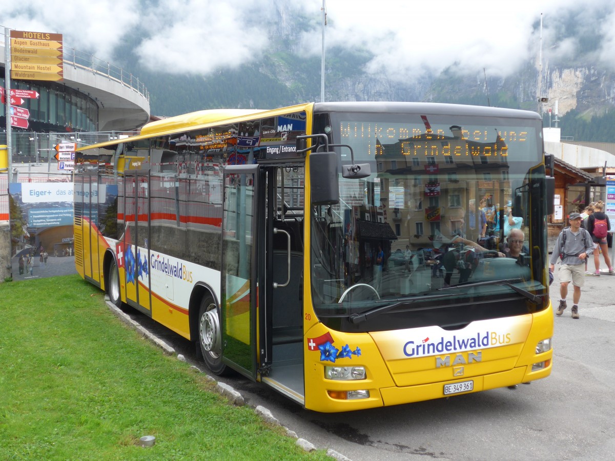 (153'545) - AVG Grindelwald - Nr. 20/BE 349'361 - MAN/Gppel am 3. August 2014 beim Bahnhof Grindelwald