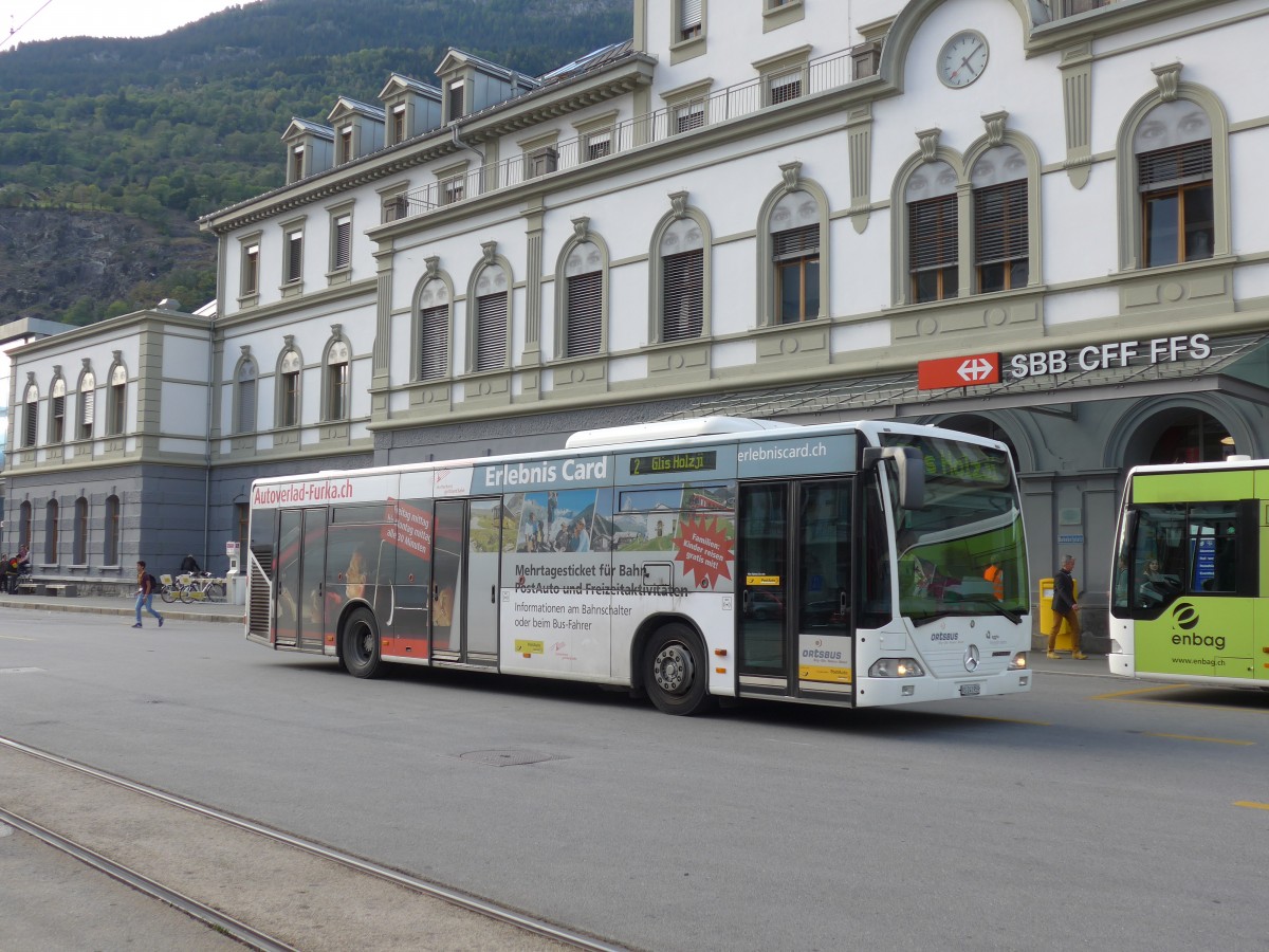 (155'324) - PostAuto Wallis - VS 241'959 - Mercedes am 21. September 2014 beim Bahnhof Brig