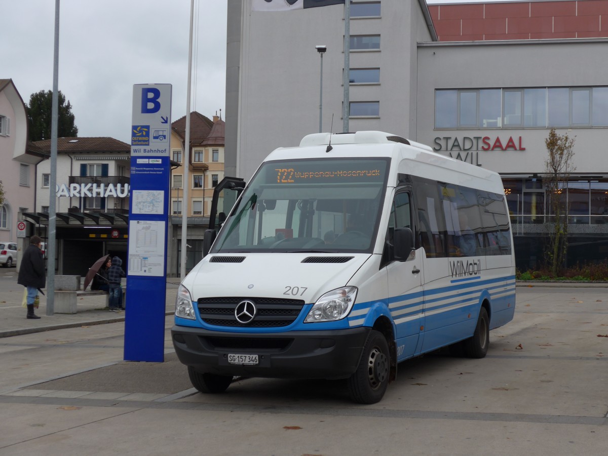 (155'914) - WilMobil, Wil - Nr. 207/SG 157'346 - Mercedes am 22. Oktober 2014 beim Bahnhof Wil