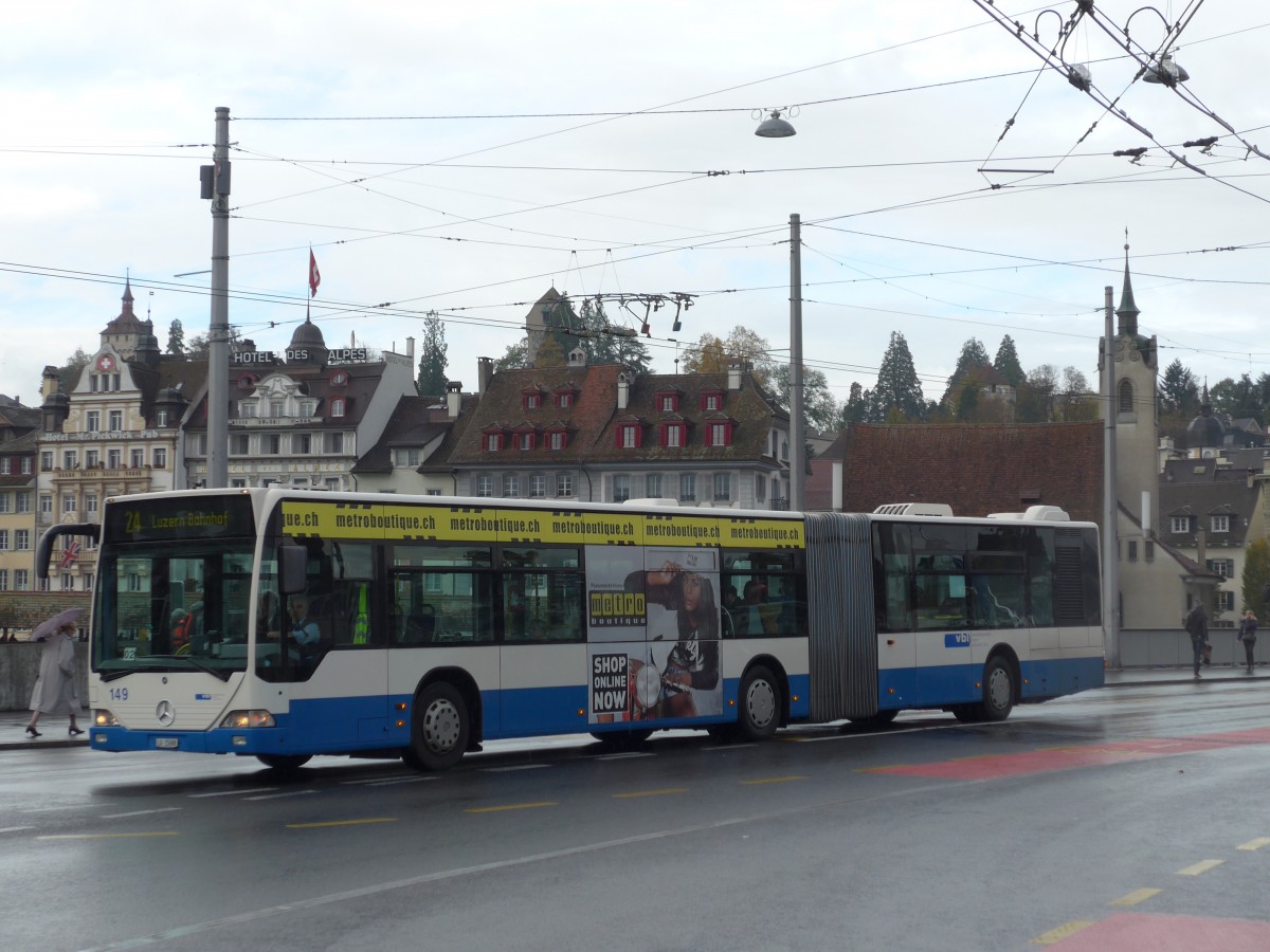 (156'055) - VBL Luzern - Nr. 149/LU 15'088 - Mercedes (ex Heggli, Kriens Nr. 711) am 25. Oktober 2014 in Luzern, Bahnhofbrcke