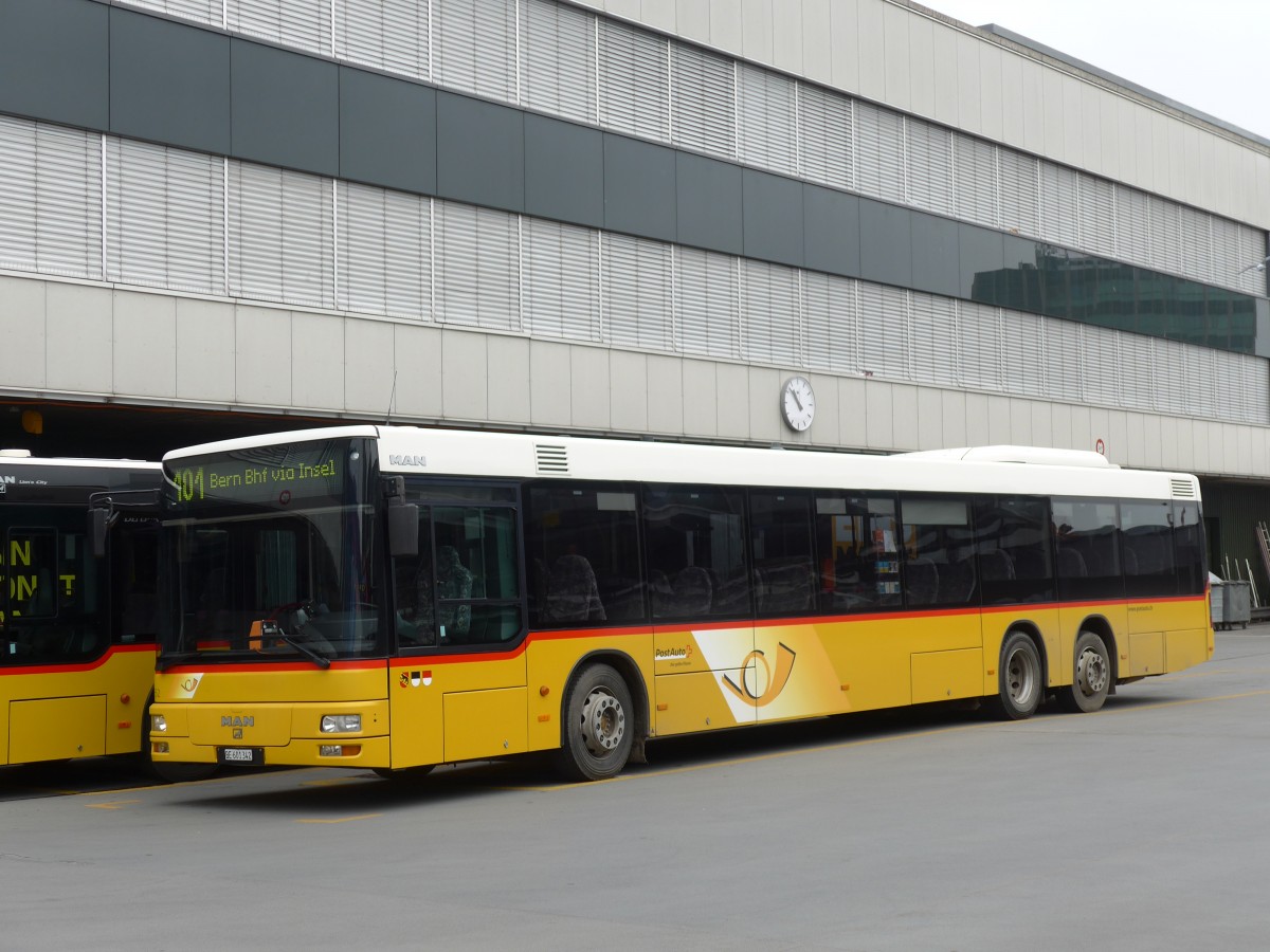 (156'119) - PostAuto Bern - Nr. 652/BE 601'342 - MAN am 26. Oktober 2014 in Bern, Postautostation