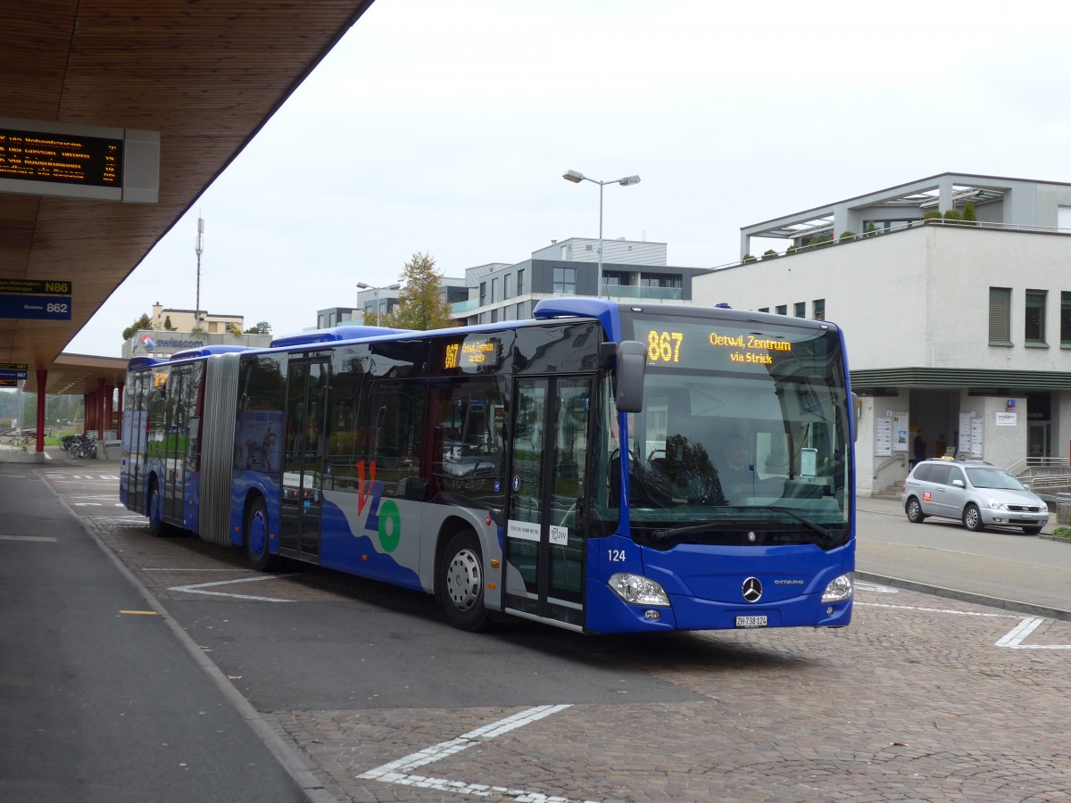 (156'209) - VZO Grningen - Nr. 124/ZH 738'124 - Mercedes am 28. Oktober 2014 beim Bahnhof Wetzikon