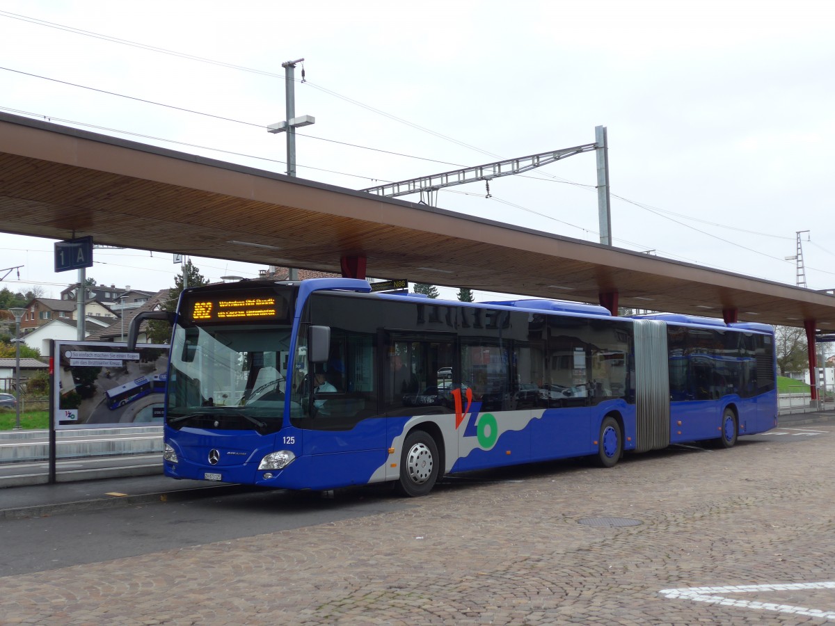 (156'211) - VZO Grningen - Nr. 125/ZH 873'125 - Mercedes am 28. Oktober 2014 beim Bahnhof Wetzikon