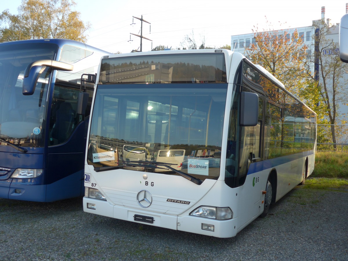 (156'303) - Welti-Furrer, Zrich - Nr. 87 - Mercedes am 28. Oktober 2014 in Kloten, EvoBus