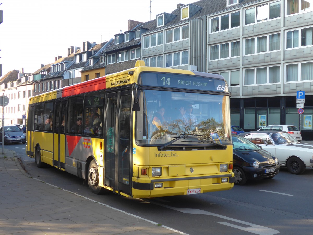 (157'206) - Aus Belgien: TEC Lige - Nr. 5.653/YXG-824 - Renault am 21. November 2014 beim Hauptbahnhof Aachen