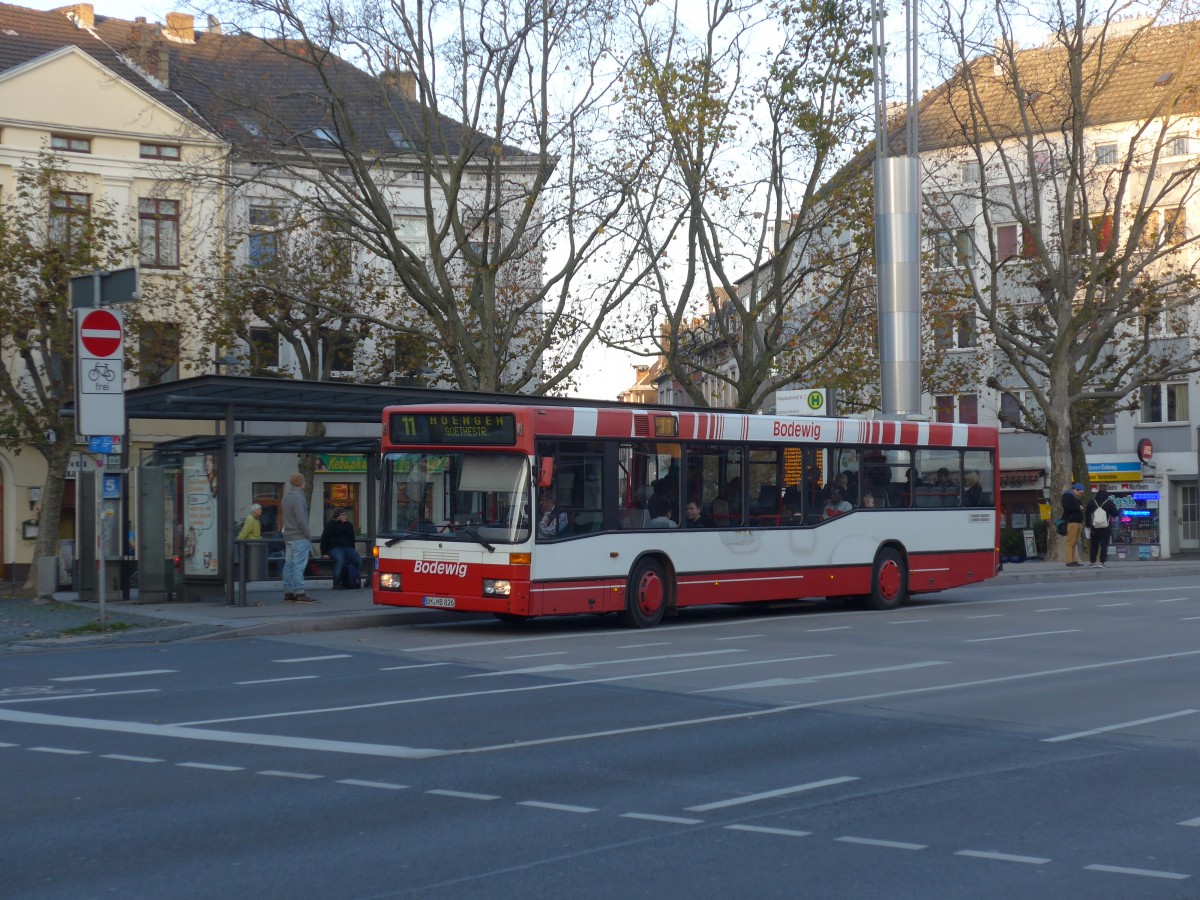 (157'277) - Bodewig, Elsdorf - BM-MB 826 - Mercedes am 21. November 2014 beim Hauptbahnhof Aachen