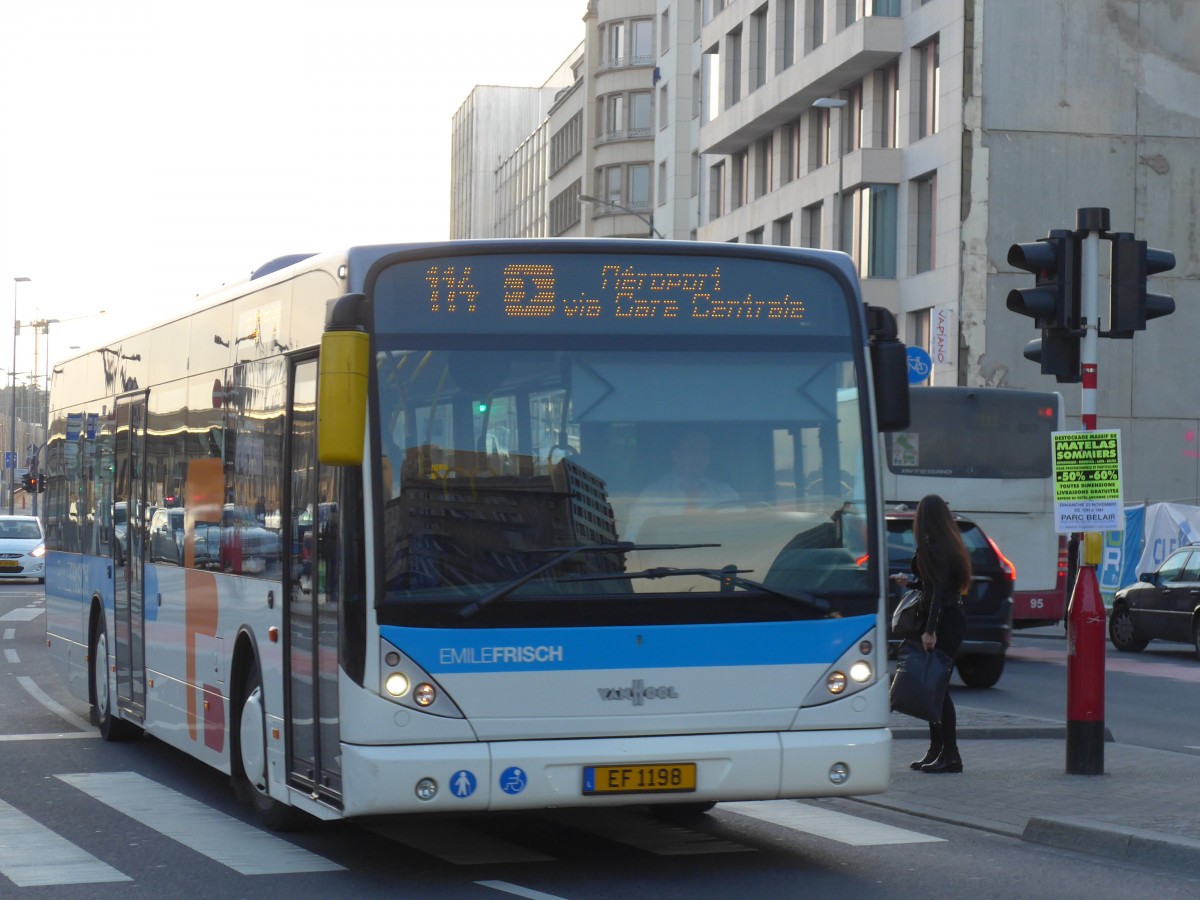 (157'401) - Frisch, Bettembourg - EF 1198 - Van Hool am 22. November 2014 beim Bahnhof Luxembourg