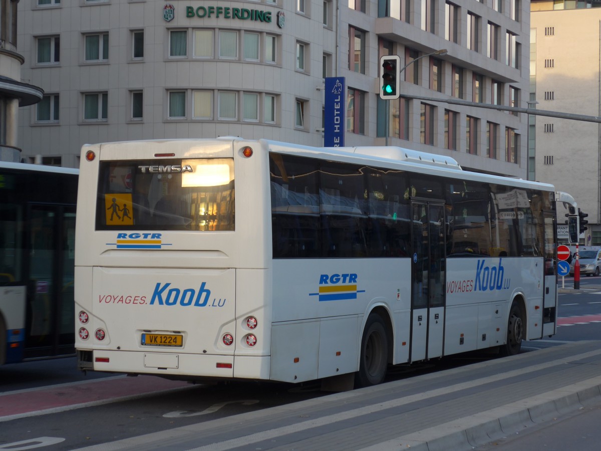 (157'404) - Koob, Diekirch - VK 1224 - Temsa am 22. November 2014 beim Bahnhof Luxembourg