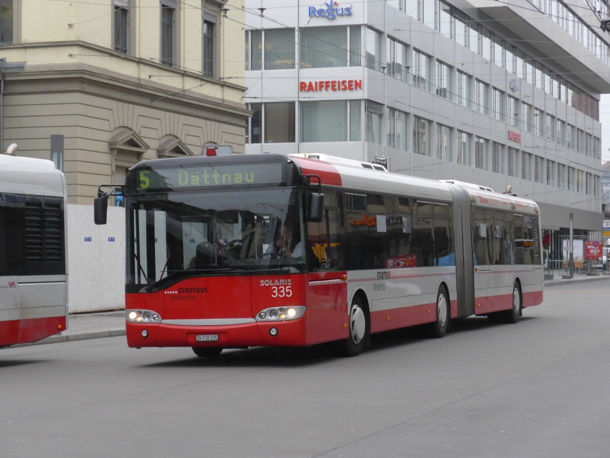(157'532) - SW Winterthur - Nr. 335/ZH 730'335 - Solaris am 26. November 2014 beim Hauptbahnhof Winterthur