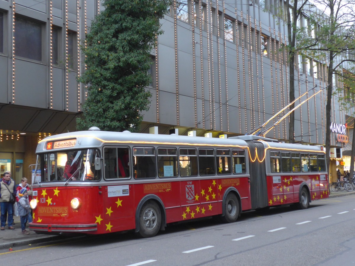 (157'672) - VW Winterthur - Nr. 101 - FBW/SWS Gelenktrolleybus am 6. Dezember 2014 in Winterthur, Bankstrasse